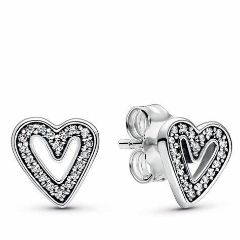 Pandora Earrings: Personalized Expressions and Versatile Elegance